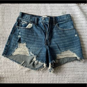 EUC Abercrombie curve love shorts size two (2)